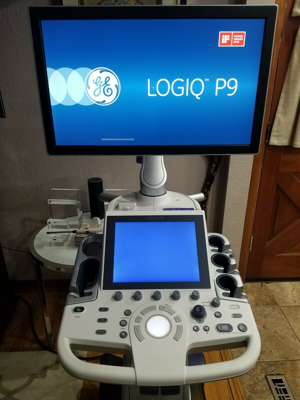GE-LOGIQ-P9-ultrasound-System GE Logiq P9 Ultrasound Machine - Refurbished - Image 1